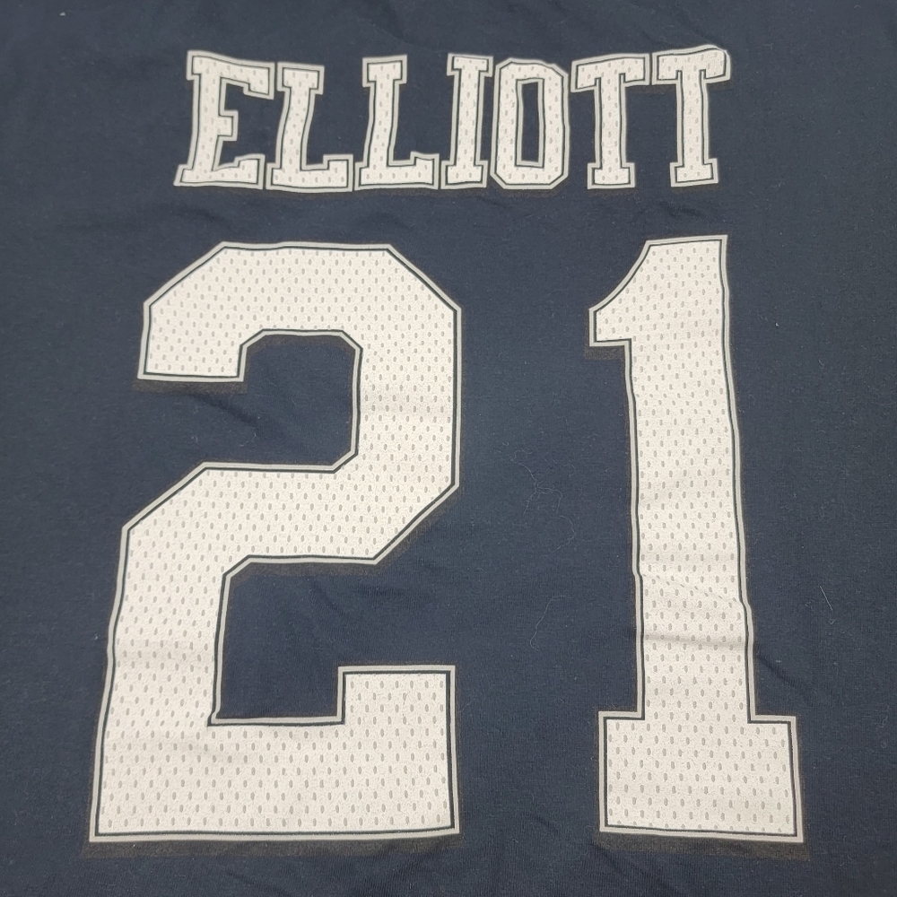 NWT NFL Cowboys Her Style Elliott‎ tshirt with jersey #s - Picture 5 of 6